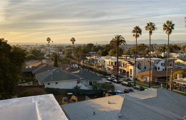 636 Longfellow Avenue - 636 Longfellow Avenue, Hermosa Beach, CA 90254