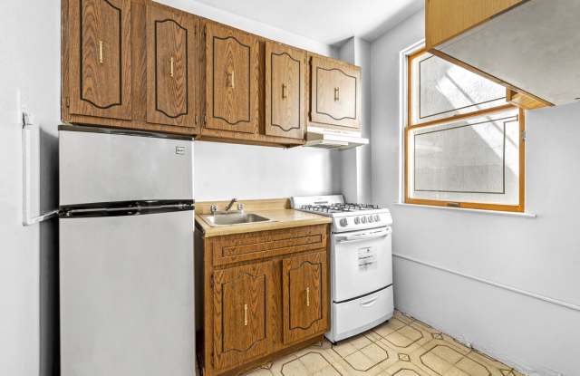 60 West 45th Street Gallery 3