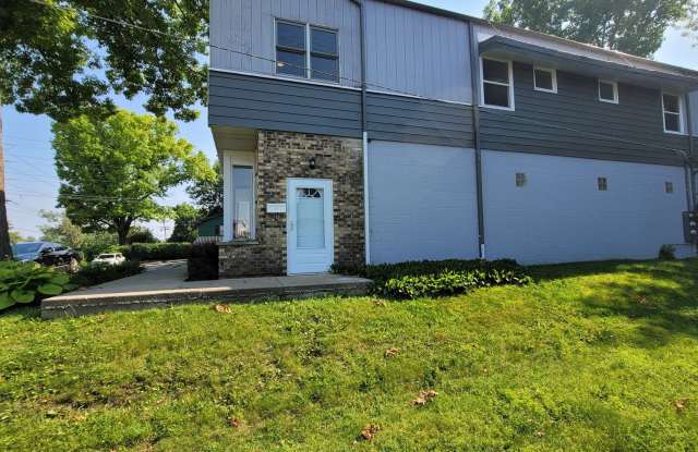 792 N Barron Boulevard unit: 792 - 792 North Barron Boulevard, Grayslake, IL 60030