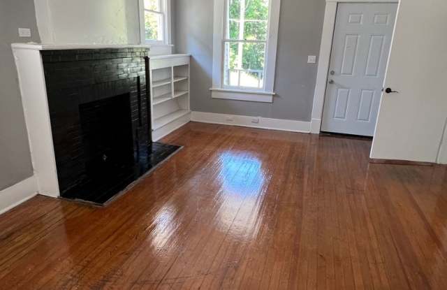 Large 3 Bedroom 1 Bathroom Home Gallery 4