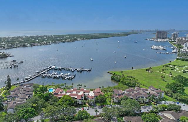 1660 Twelve Oaks Way - 1660 12 Oaks Way, North Palm Beach, FL 33408