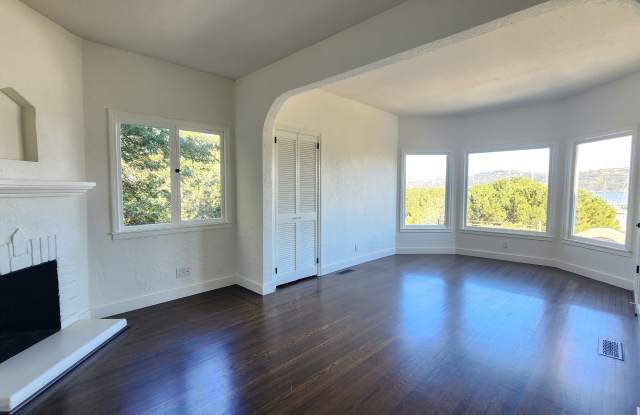 833 Bridgeway - 833 Bridgeway, Sausalito, CA 94965