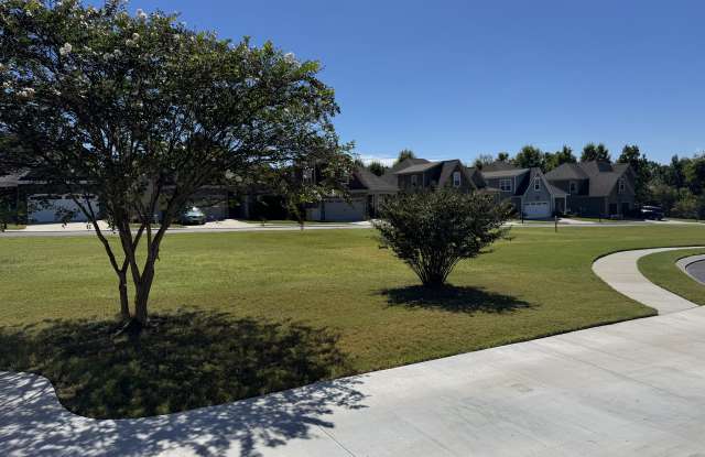 8263 Robertsview Drive Gallery 3
