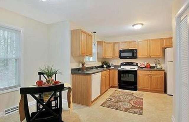 2903 Fox Chase Drive Gallery 3