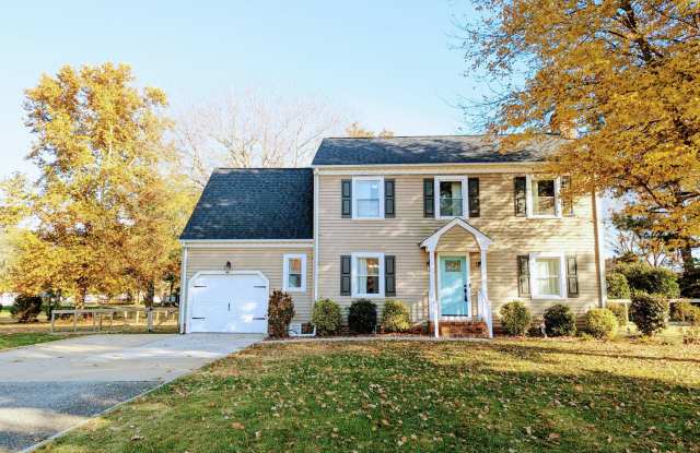 242 Loch Haven Drive, Williamsburg VA 23188 - 242 Loch Haven Drive, James City County, VA 23188 242 Loch Haven Drive, Williamsburg VA 23188 - 242 Loch Haven Drive, James City County, VA 23188