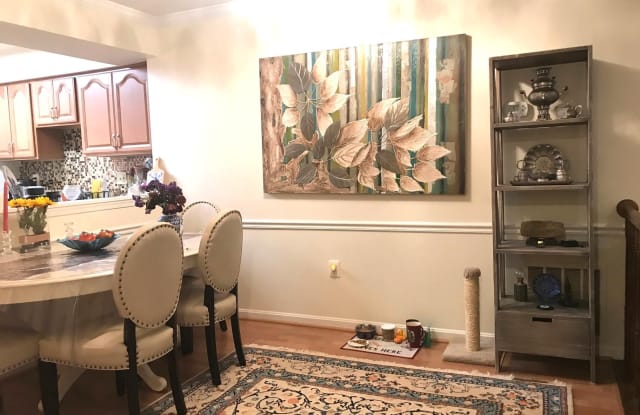 2108 HUTCHISON GROVE COURT Gallery 2