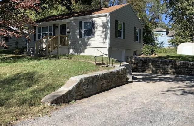 4332 Maggie Lane - 4332 Maggie Lane, Kansas City, KS 66102