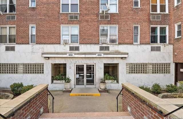 610 Waring Avenue unit: 5G photos photos