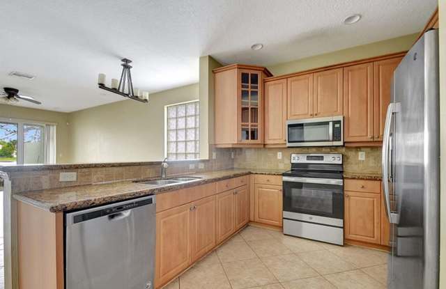 8773 Tally Ho Lane, West Palm Beach, FL 33411 - 8773 Tally Ho Lane, Palm Beach County, FL 33411