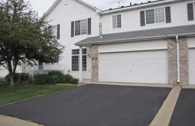 Townhome with Loft, Fireplace  Large Walk-In Closet. Trash and water included– Available May 1 photos photos