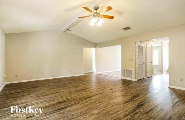 10904 Grand Trunk Lane Gallery 3