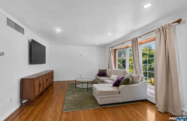 26 Dapp Court Gallery 4