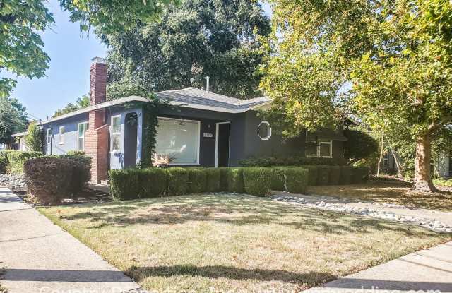 Updated Garden Tract Stunner with Landscaper Included! photos photos
