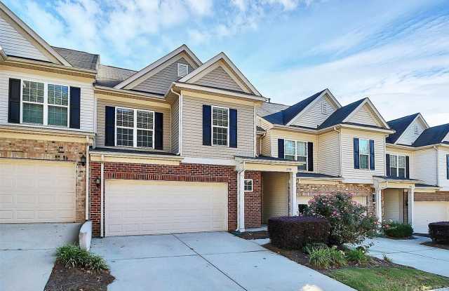Cute three-bedroom townhome! photos photos