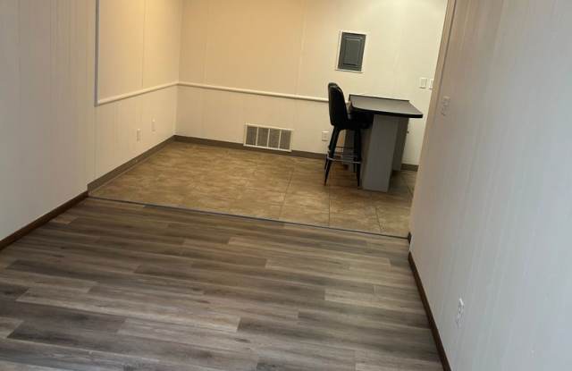 1/2 off First month Rent!!Downtown Living Main ST CF !!!! - 309 Main Street, Cedar Falls, IA 50613