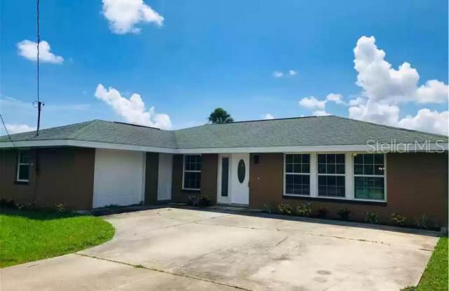 $1,895 ** AVAIL 6/7/25 ** 3 Bed / 2 Bath Single Family Home on the Canal ** Large Fenced in Yard on the Water photos photos