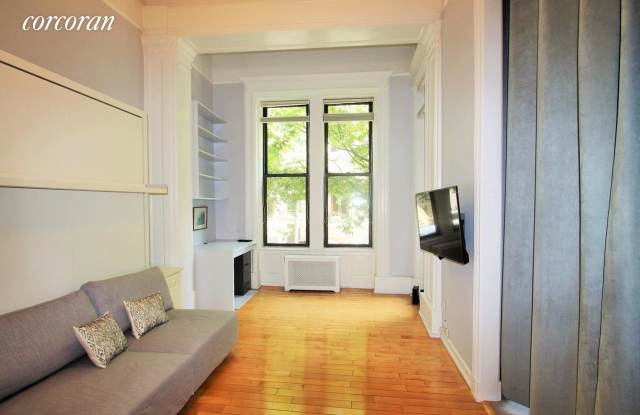 324 West 88th Street Gallery 2