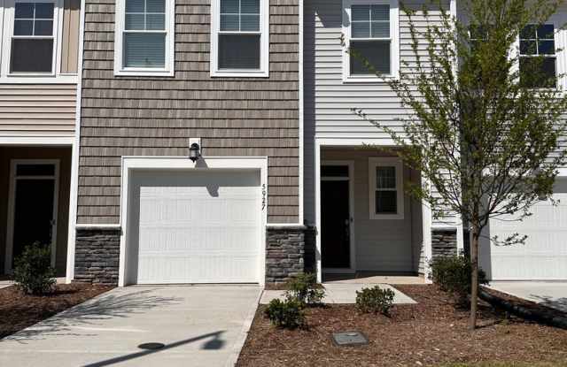 3bd/2.5ba Townhome for rent @ Triple Crown in Durham photos photos
