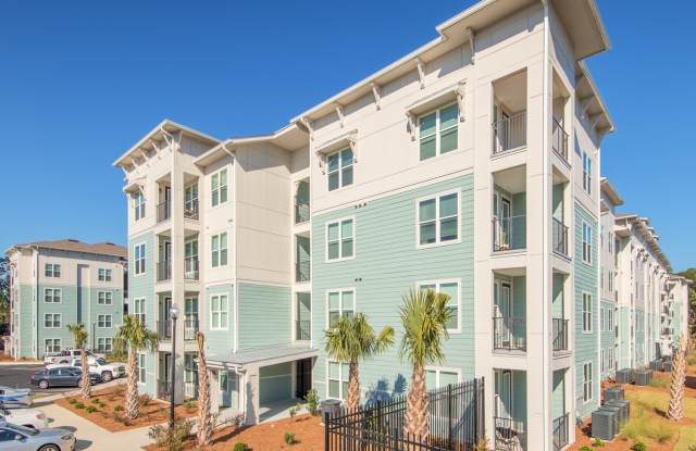 Atlantic on the Avenue photos photos