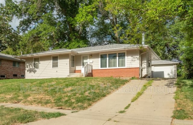 3934 Oakshire Rd photos photos