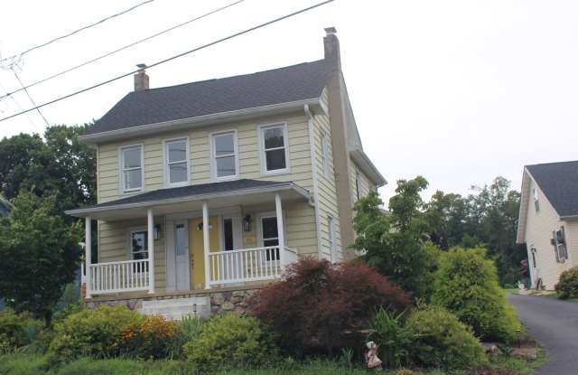 Spacious & Stylish 4-Bedroom home with Modern Amenities – Ideal Location! Gallery 1