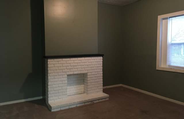 1220 Newman St Gallery 2
