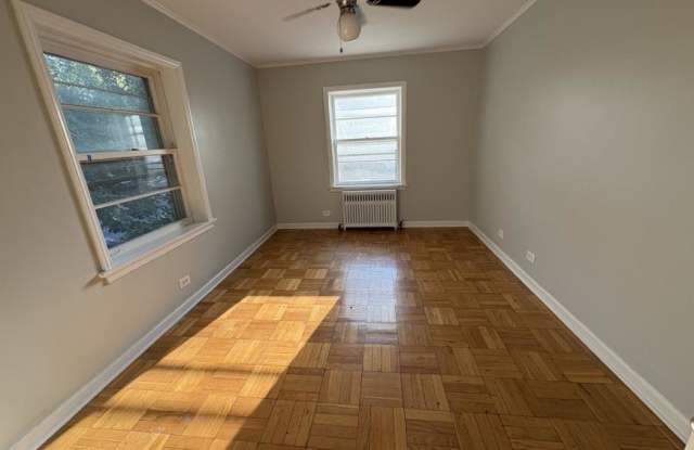 524 Michigan Avenue, Gallery 4