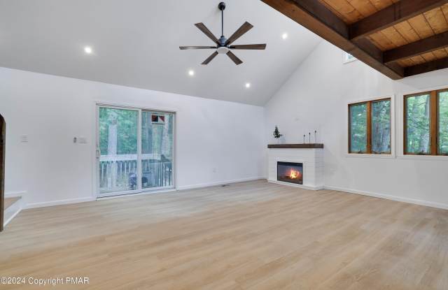 6339 Decker Road Gallery 4
