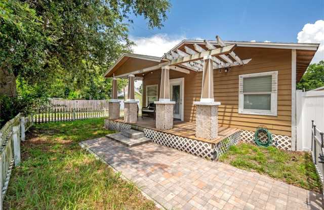 1302 E LOUISIANA AVENUE photos photos