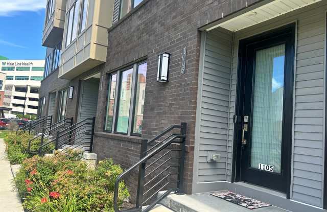 Gorgeous 3-Story Condo with EV Charger photos photos