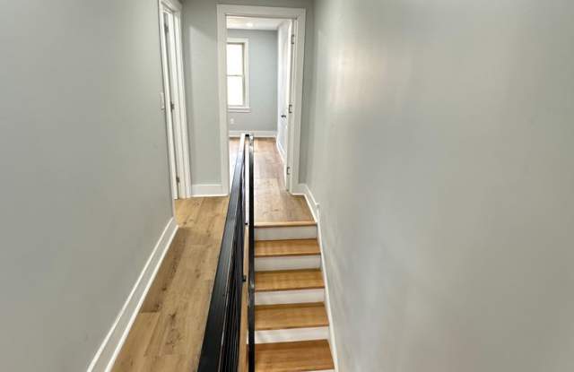 3B1.5B House in East Passyunk area Available NOW Gallery 4