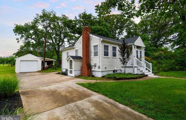 366 BALTIMORE AVE photos photos