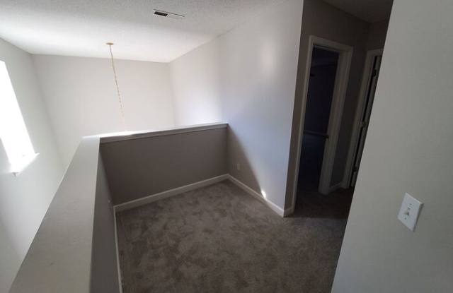 9218 Simonton Drive Gallery 4