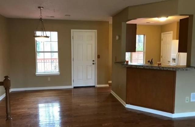 2989 Garland Drive Gallery 3