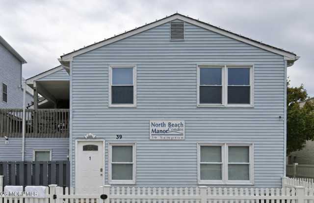 39 Sampson Avenue Gallery 1