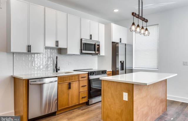 921 EDGLEY STREET photos photos