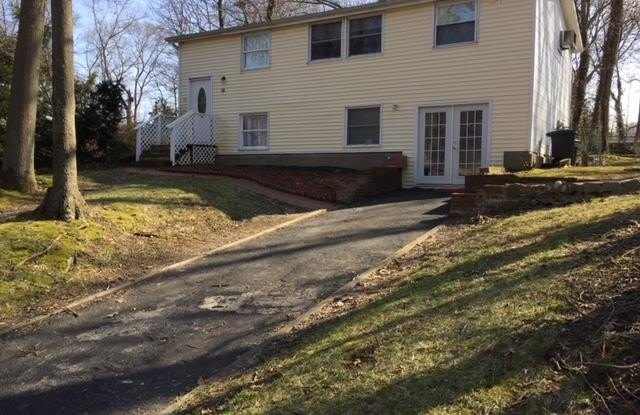 10 Woodchuck Lane photos photos