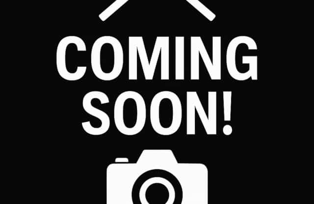 For Rent: 4-bedroom 2-bathroom single family home! COMING SOON photos photos