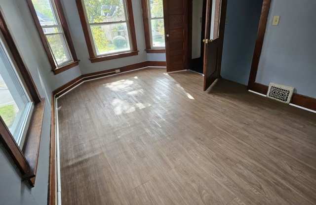 Upper 2 bedroom unit photos photos Upper 2 bedroom unit photos photos