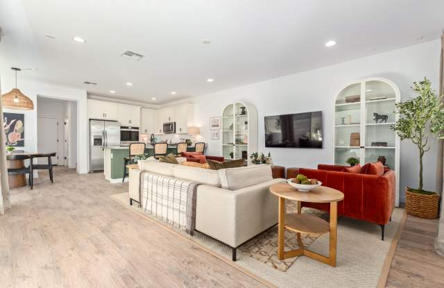 NEWER CONSTRUCTION HOME WITH 3 BED/2.5 BATH IN MESA! - 9322 East Strobe Avenue, Mesa, AZ 85212