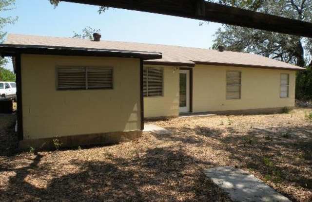 546 County Road 7713 Gallery 2