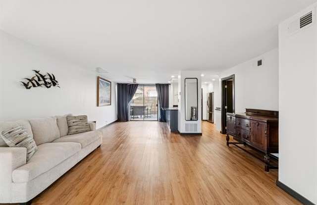 410 W 7th Street photos photos