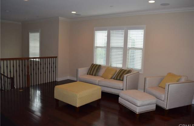 183 Desert Bloom Gallery 4
