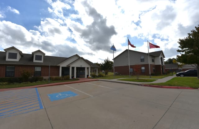 CrownRidge of Norman photos photos