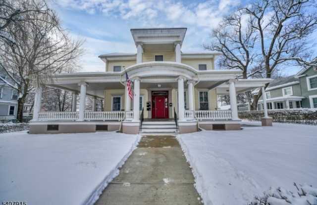 137 Belvidere Ave photos photos