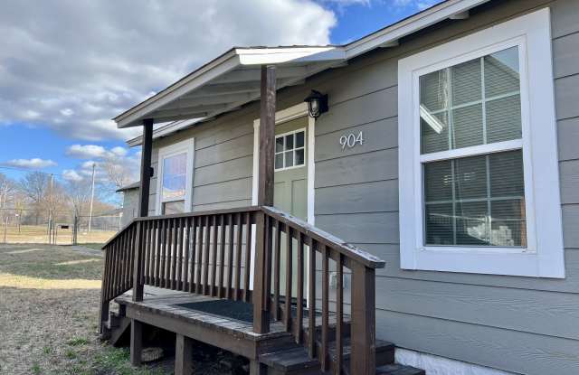 904 N Peoria Ave photos photos