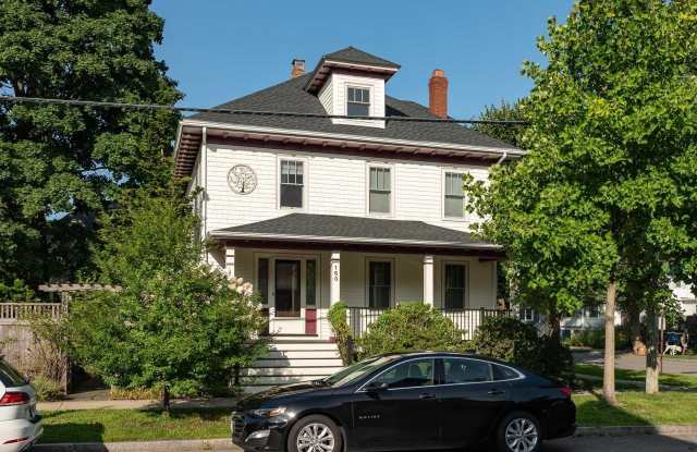 160 Wibird Street - 160 Wibird Street, Portsmouth, NH 03801