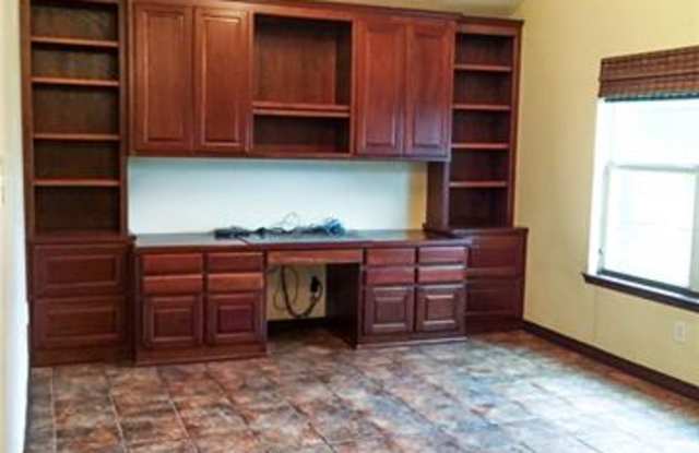 216 Rock Prairie Lane Gallery 4