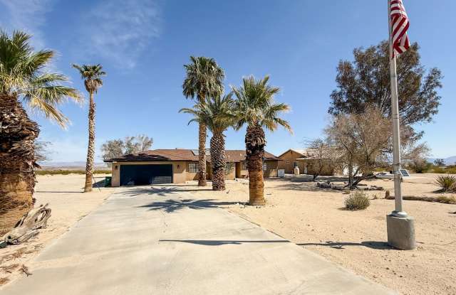 Remodeled 3 Bedroom Home in 29 Palms photos photos