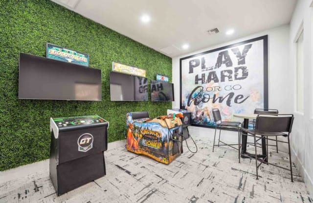 Zone Luxe Apartments Gallery 4